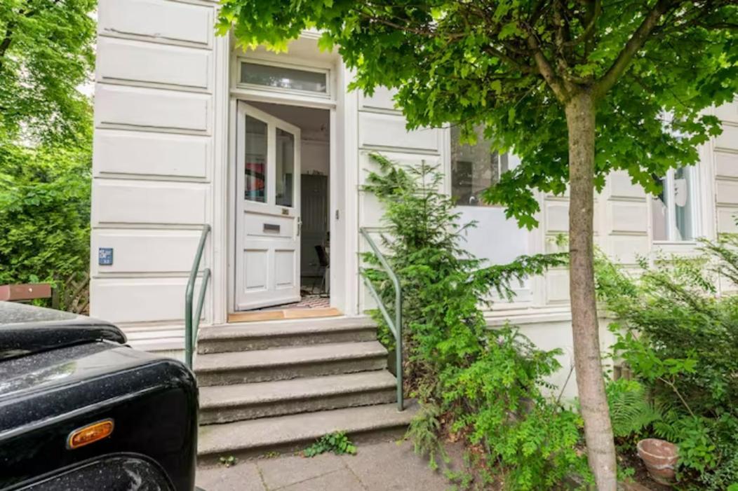 Grosszuegige 185M2-Altbauwohnung In Bestlage 7Zimmer-2Baeder-2Kuechen-2Wcs Hamburg Exterior foto