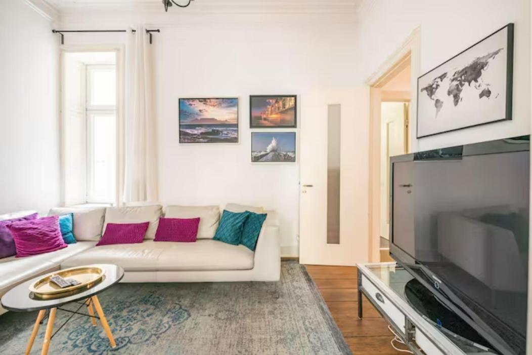 Grosszuegige 185M2-Altbauwohnung In Bestlage 7Zimmer-2Baeder-2Kuechen-2Wcs Hamburg Exterior foto