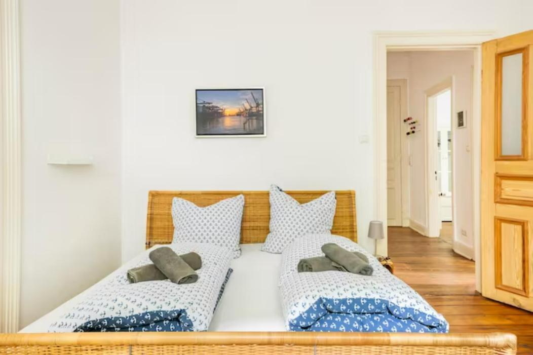 Grosszuegige 185M2-Altbauwohnung In Bestlage 7Zimmer-2Baeder-2Kuechen-2Wcs Hamburg Exterior foto