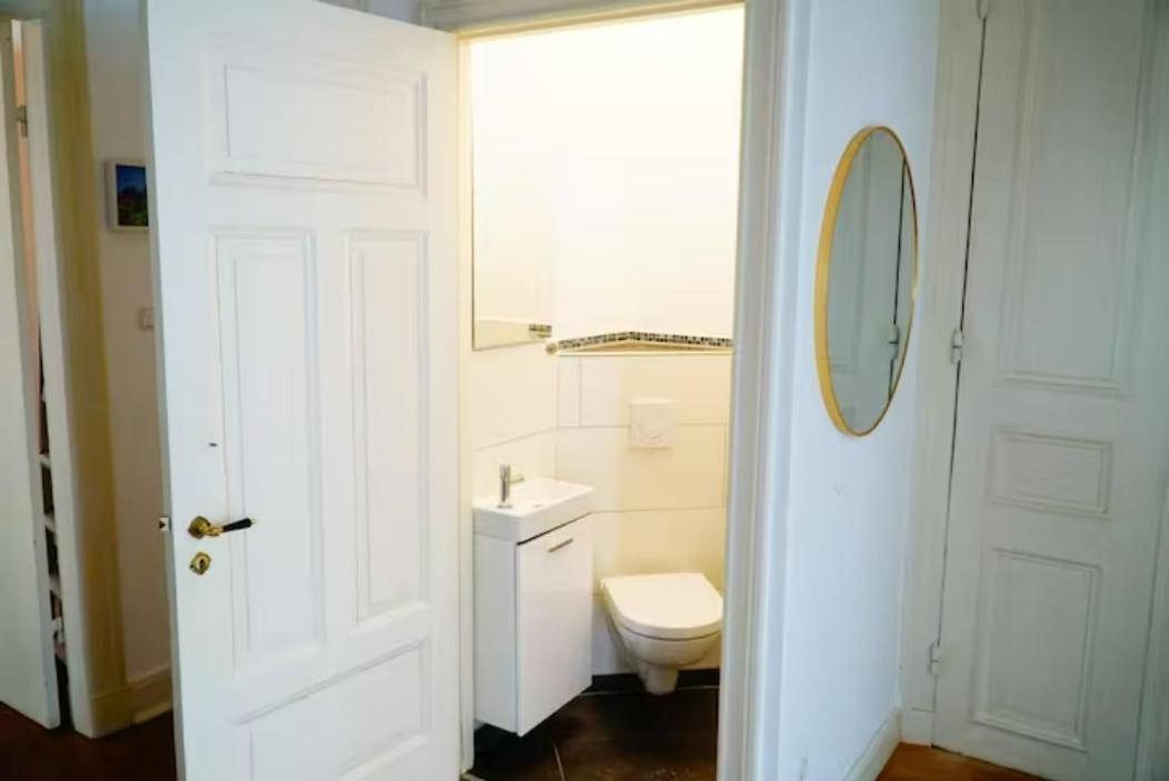 Grosszuegige 185M2-Altbauwohnung In Bestlage 7Zimmer-2Baeder-2Kuechen-2Wcs Hamburg Exterior foto