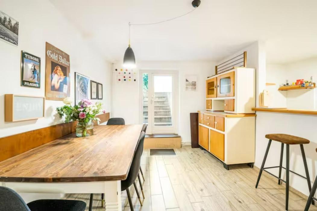Grosszuegige 185M2-Altbauwohnung In Bestlage 7Zimmer-2Baeder-2Kuechen-2Wcs Hamburg Exterior foto