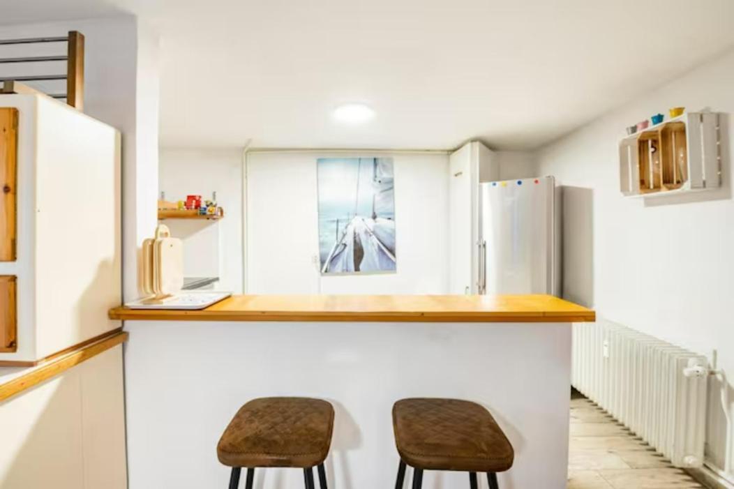 Grosszuegige 185M2-Altbauwohnung In Bestlage 7Zimmer-2Baeder-2Kuechen-2Wcs Hamburg Exterior foto