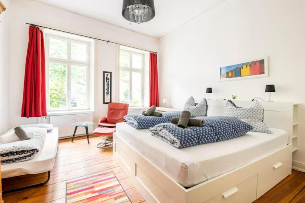 Grosszuegige 185M2-Altbauwohnung In Bestlage 7Zimmer-2Baeder-2Kuechen-2Wcs Hamburg Exterior foto
