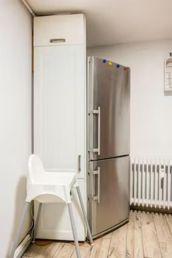 Grosszuegige 185M2-Altbauwohnung In Bestlage 7Zimmer-2Baeder-2Kuechen-2Wcs Hamburg Exterior foto